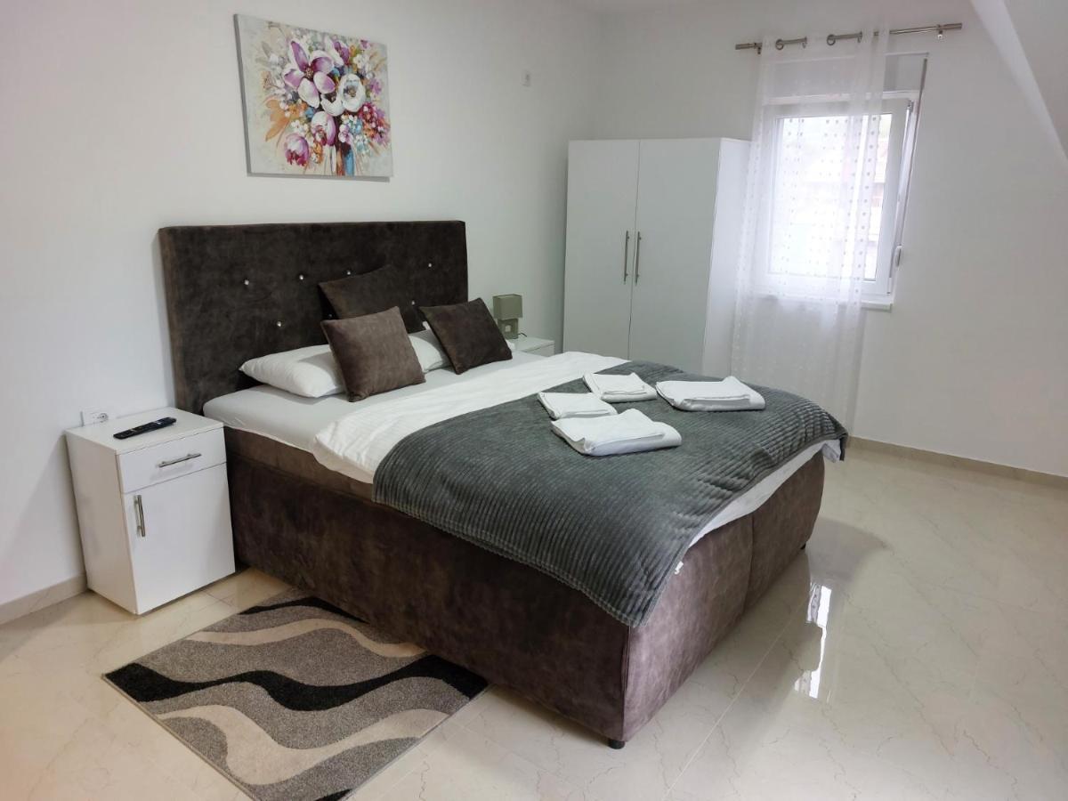 Apartmani Marija Vrdnik Esterno foto